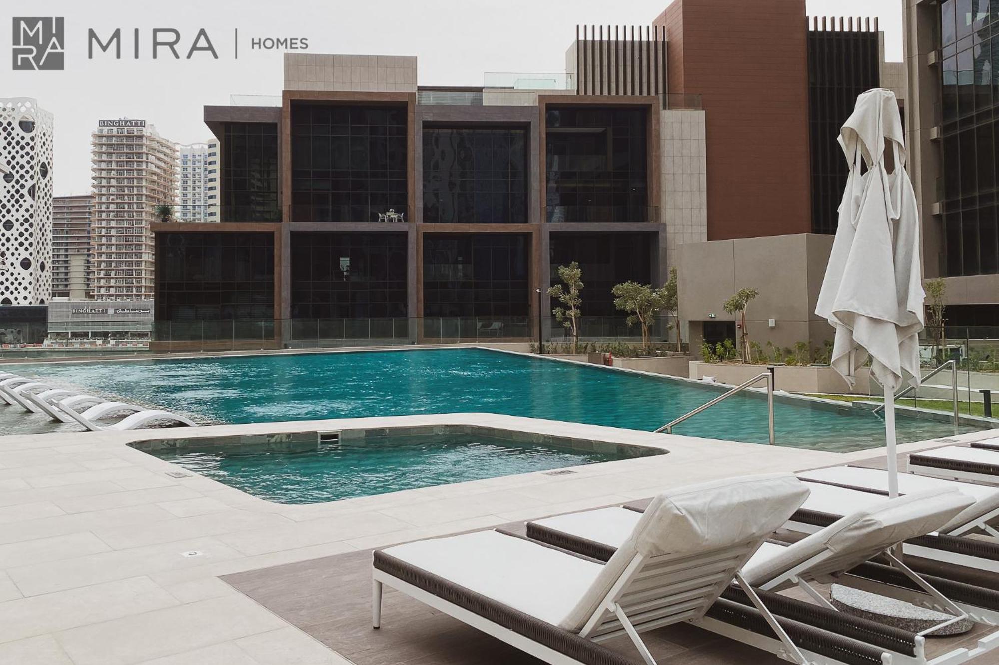 Apartment Stylish 1br In Peninsula Five Views & Pool Dubai